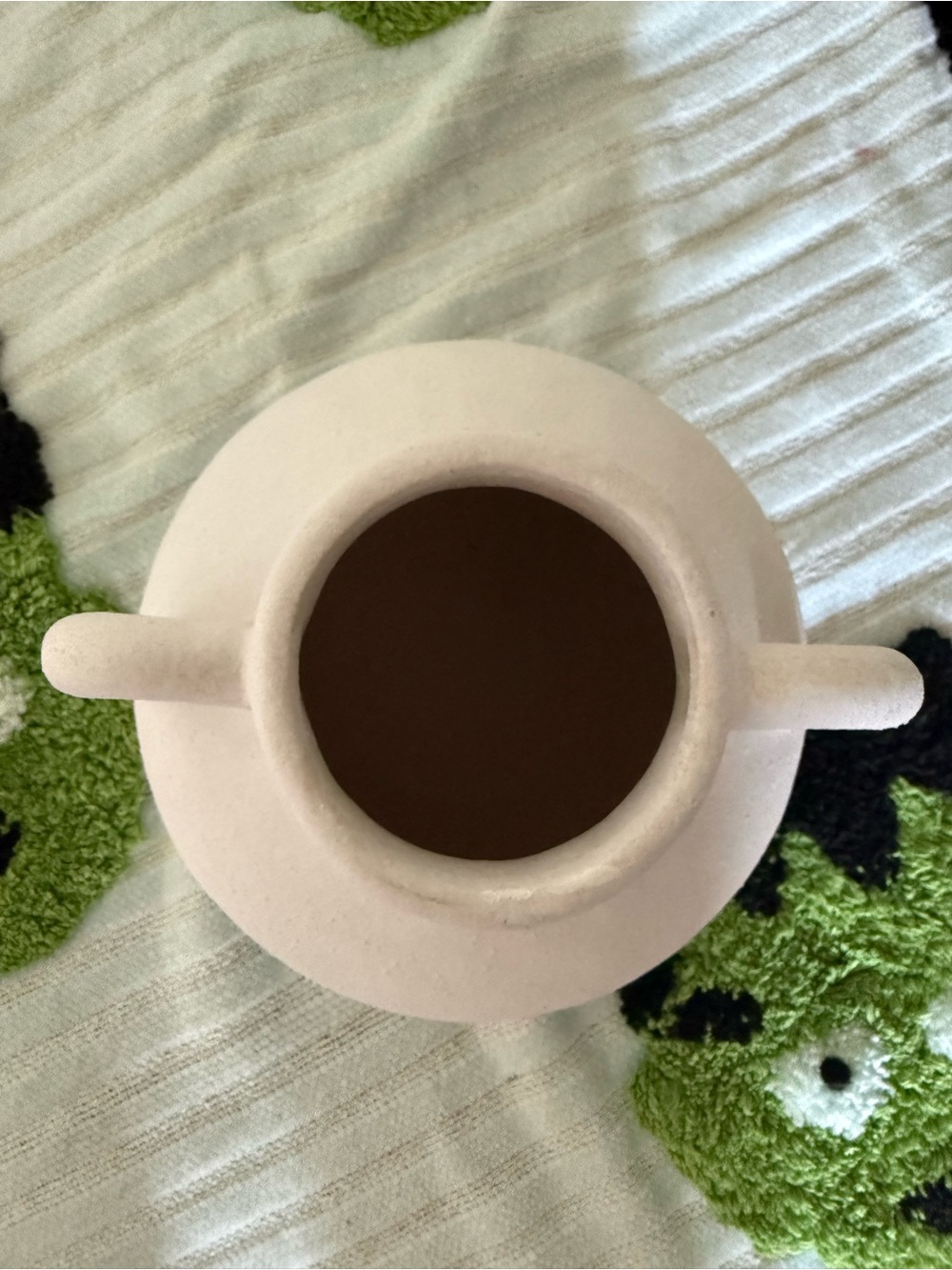 Cream double handled textured small vase